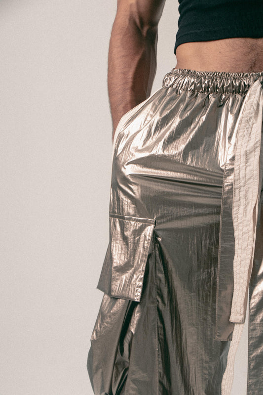 PANTALÓN PARACHUTE METALIZADO AXON COBRE