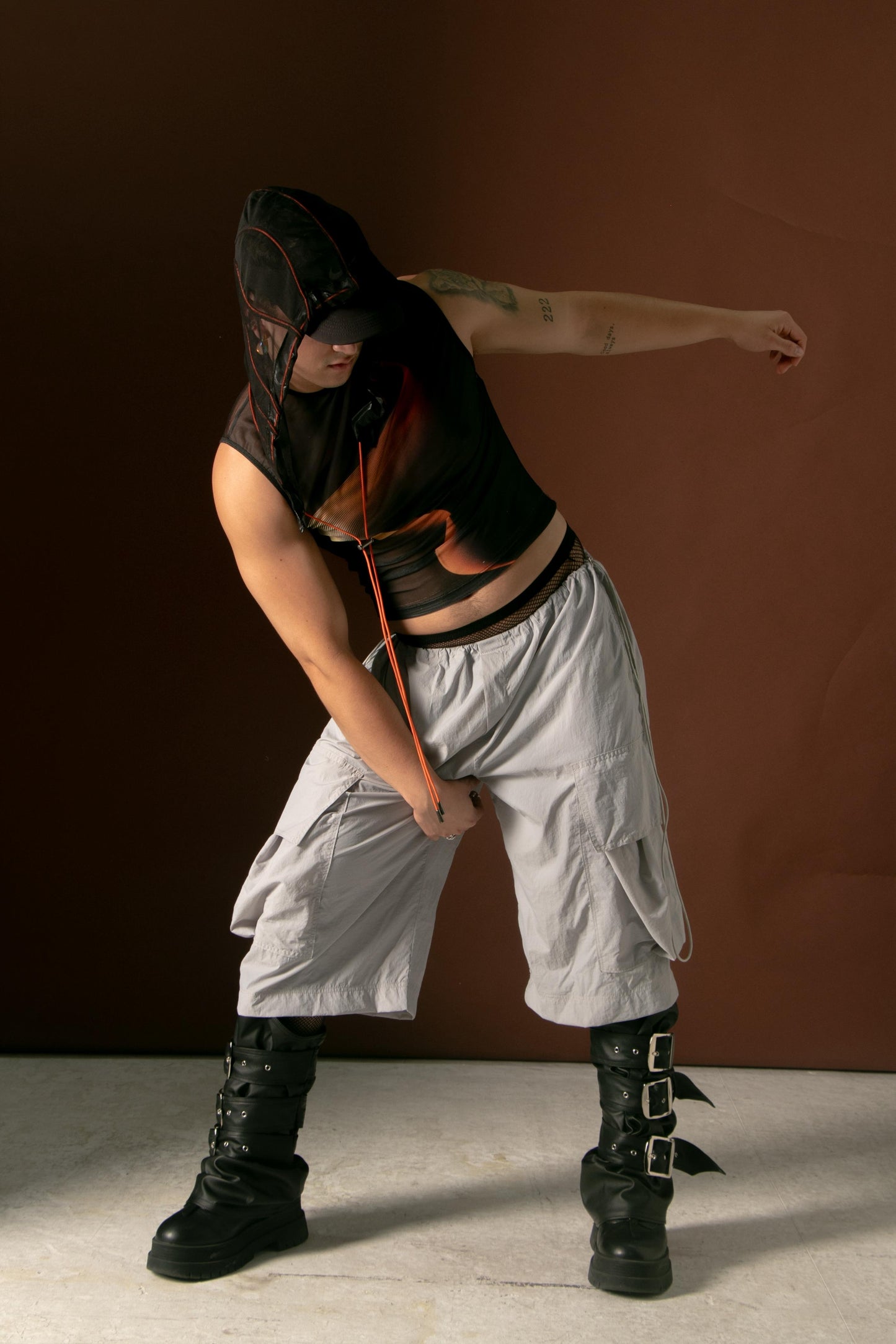 PARACHUTE CORTO NEGRO