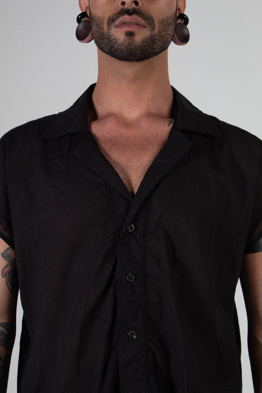 CAMISA CROP BEN NEGRA