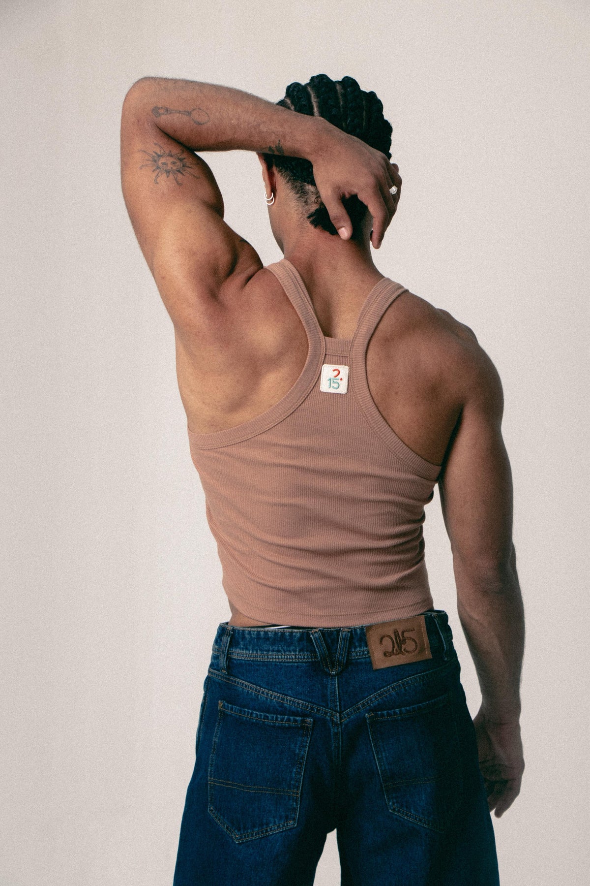 TANK TOP CROP RICARDO  CARAMELO