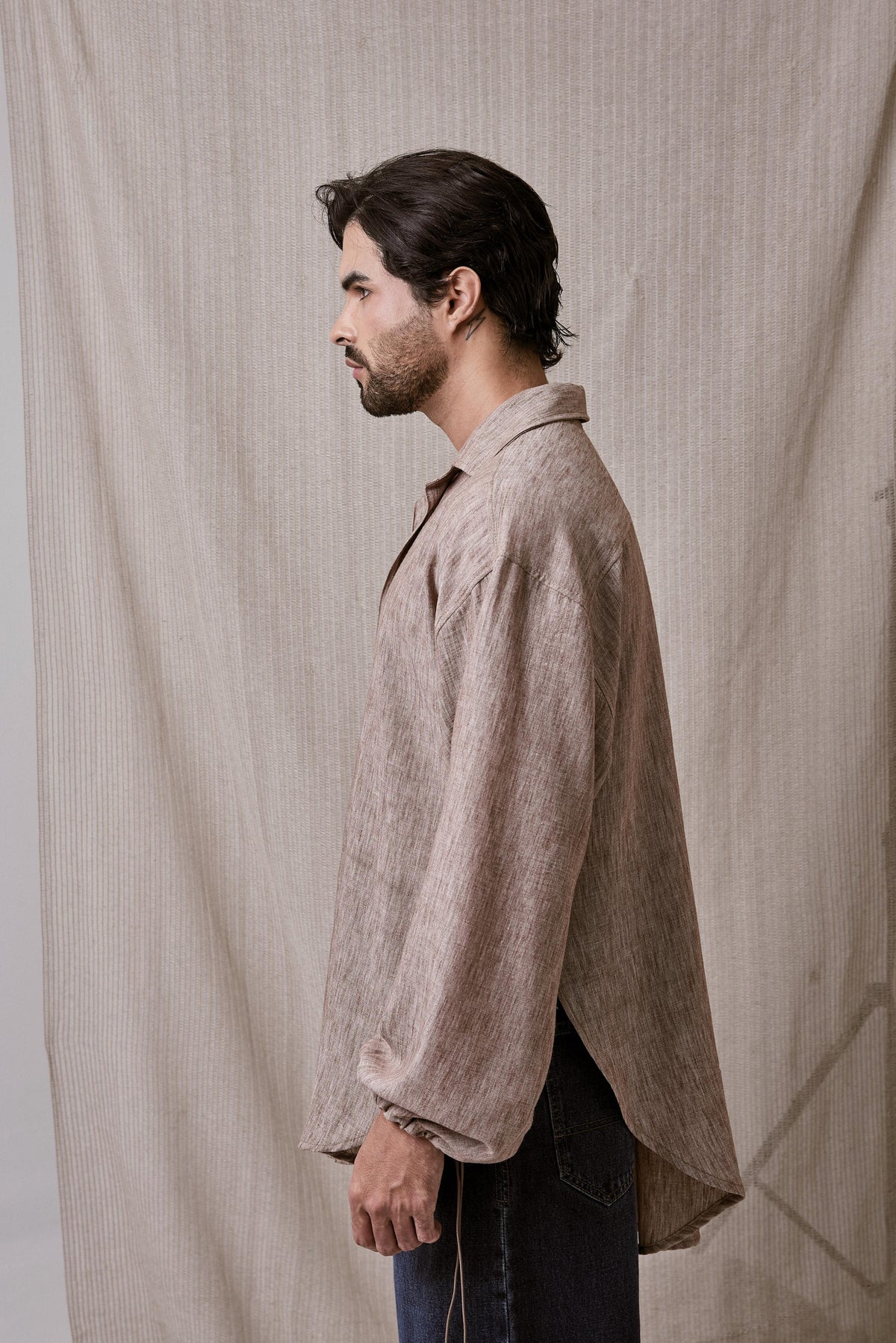 CAMISA OVERSIZE EN LINO TEXTURIZADO
