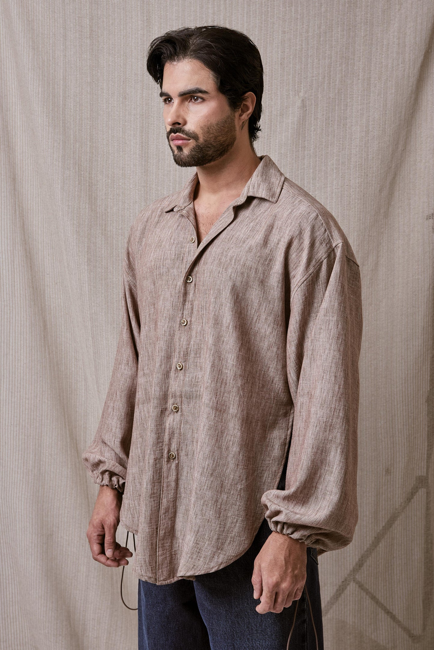 CAMISA OVERSIZE EN LINO TEXTURIZADO