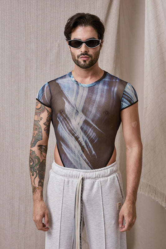 BODY MESH CON ESTAMPADO ABSTRACTO Y ESPALDA ABIERTA