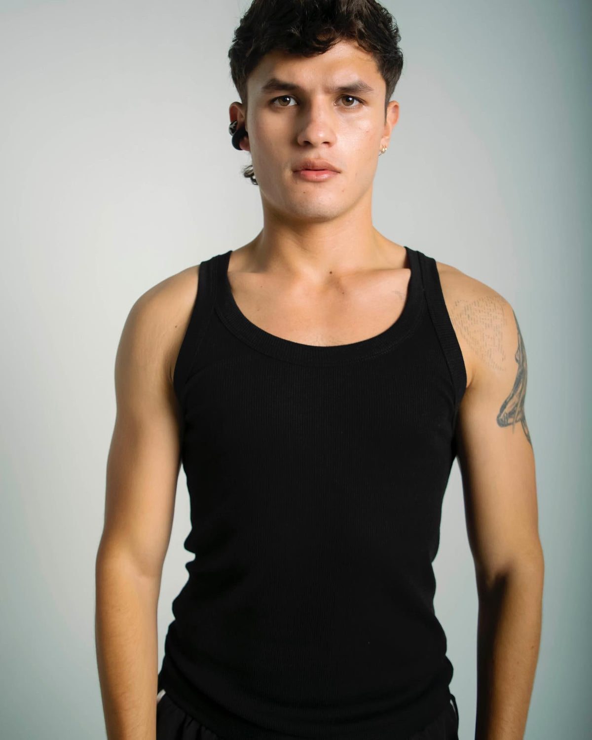 TANK TOP DONATELLO NEGRO